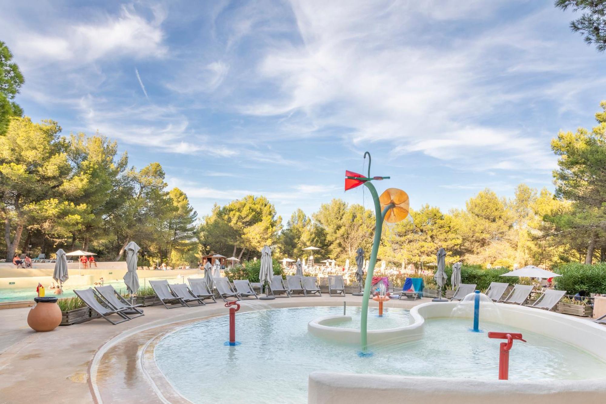 Village Pierre & Vacances Pont Royal En Provence 말러모트 외부 사진