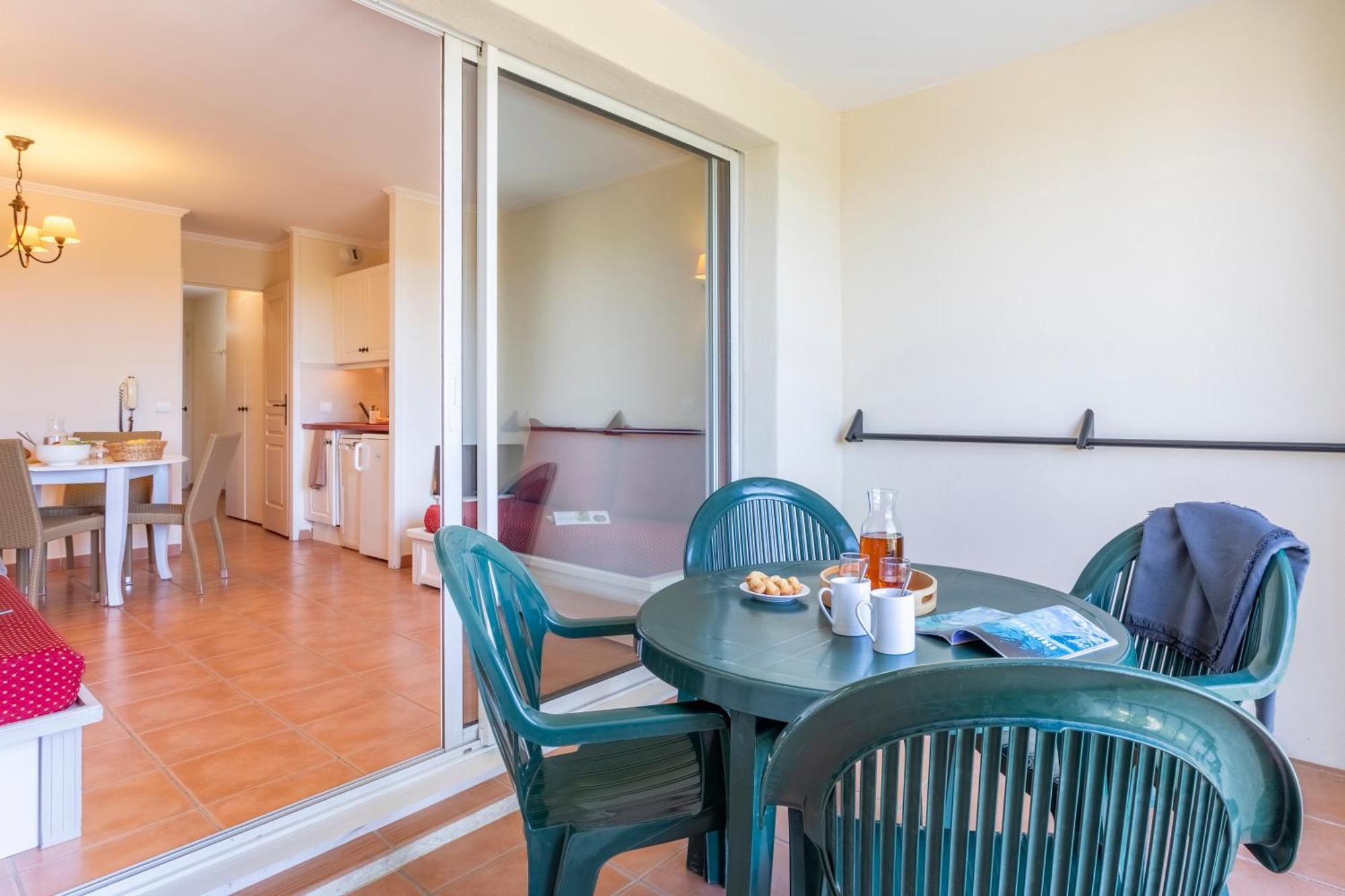 Village Pierre & Vacances Pont Royal En Provence 말러모트 외부 사진
